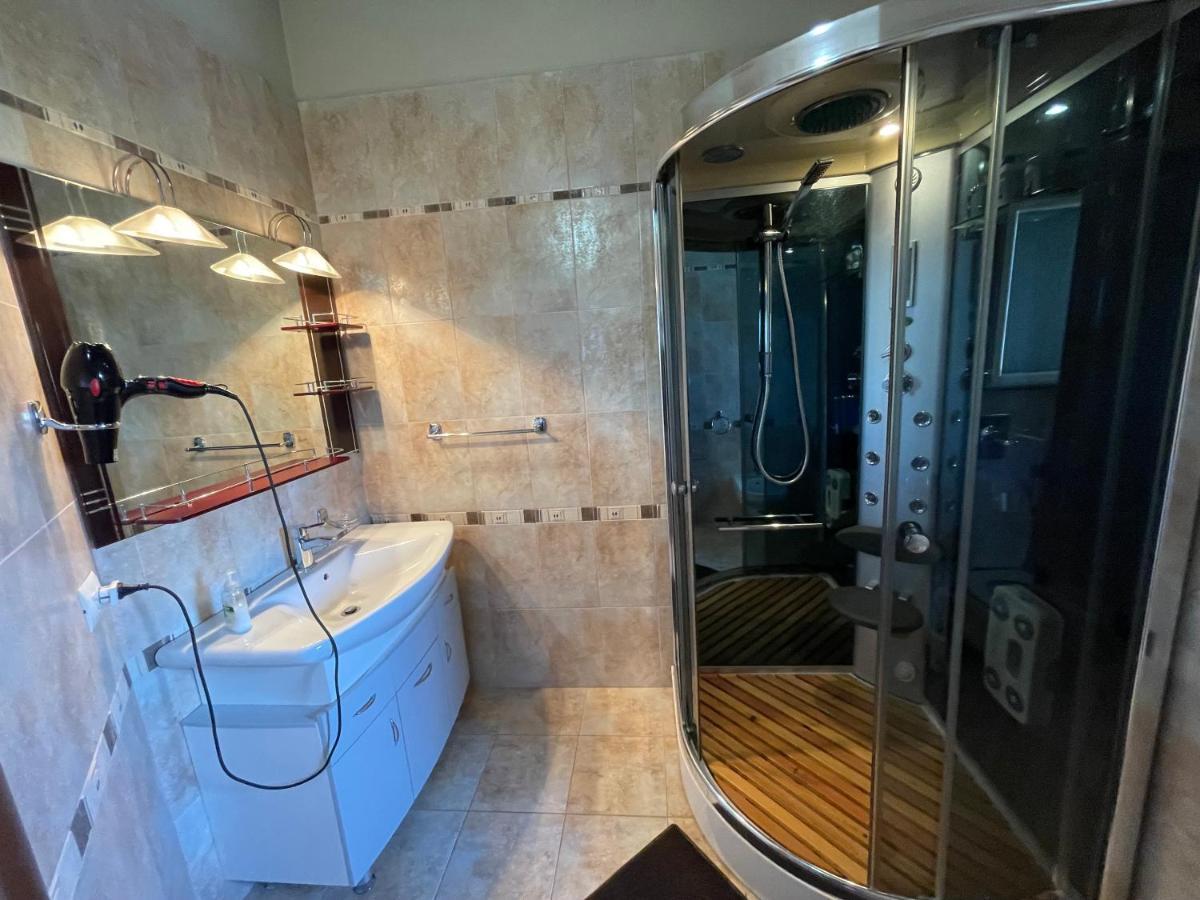 Vila Zahaj Vlorë Exterior foto